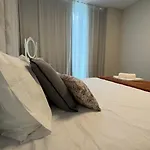 La Vie Center Flat Apartment