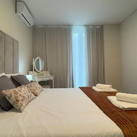 Apartment La Vie Center Flat