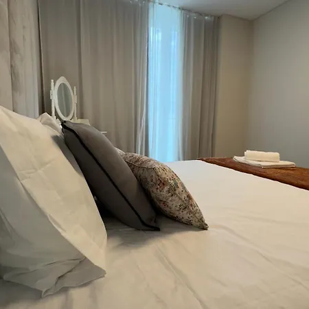 La Vie Center Flat 아파트