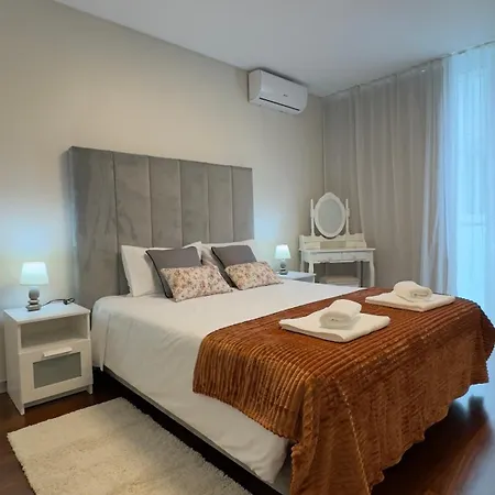 아파트 La Vie Center Flat 푼샬