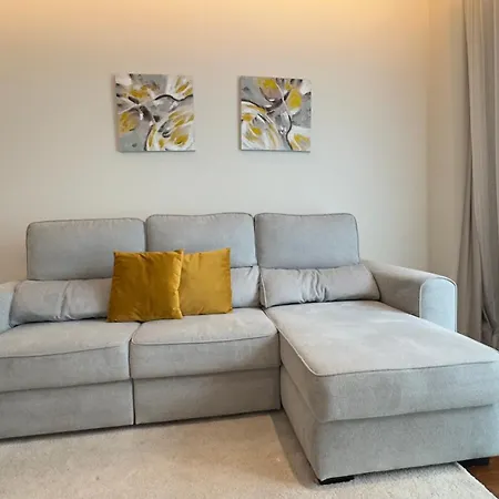 아파트 La Vie Center Flat